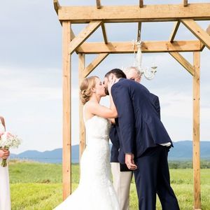 Meet your Posher, Leanne